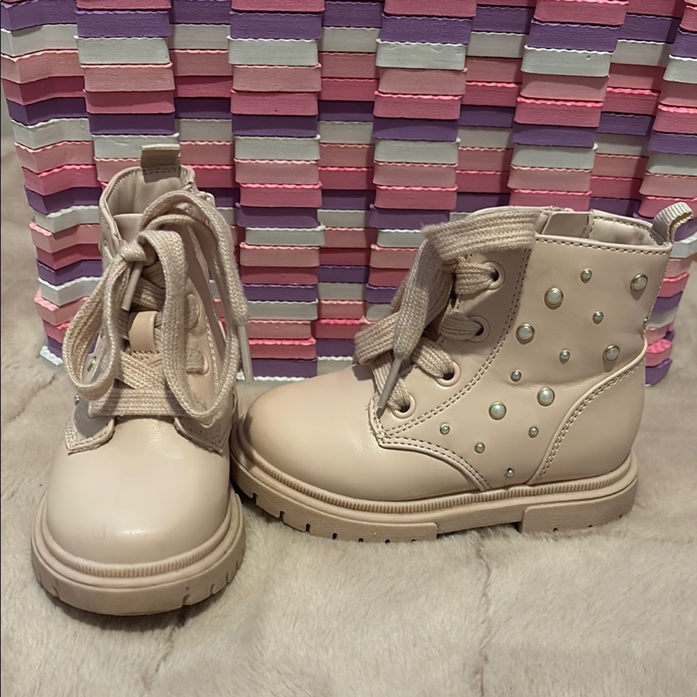 Cat & Jack Boots